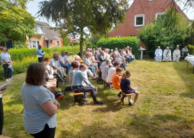 Abschied von St. Hedwig in Pewsum 10 Kath-Kirche-Emden.de