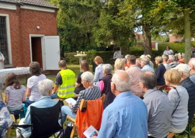 Abschied von St. Hedwig in Pewsum 11 Kath-Kirche-Emden.de