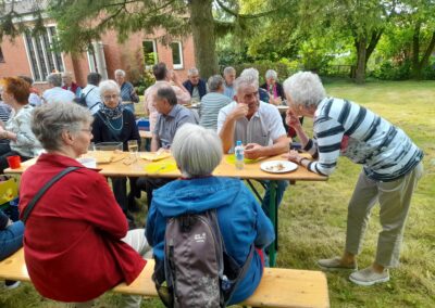 Abschied von St. Hedwig in Pewsum 13 Kath-Kirche-Emden.de